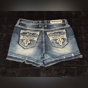 Blue Denim Rock Revival shorts with Embroidered Pockets